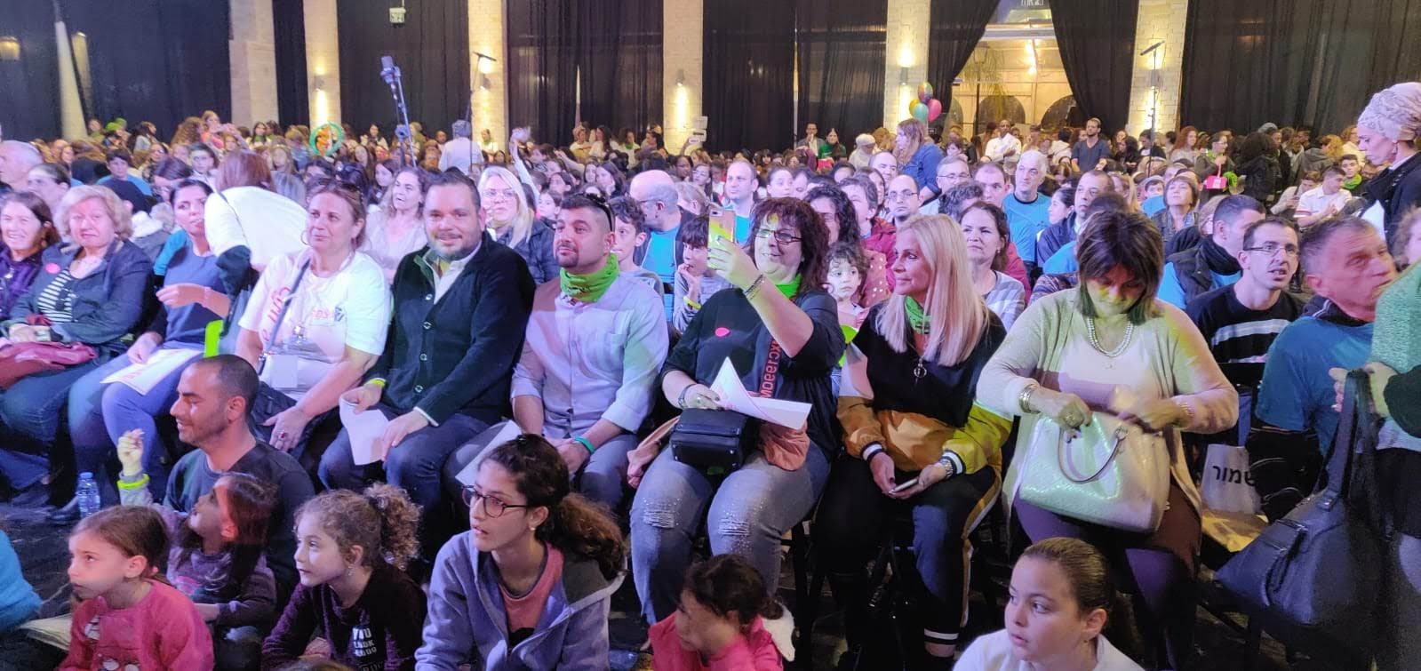 שירת המונים