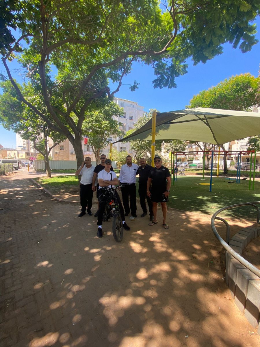 סיורים מפקחים במינהלת רובע ז